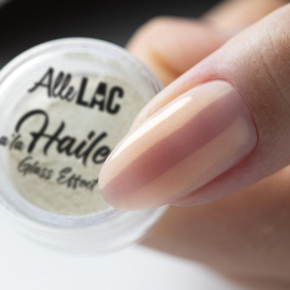 Nail dust A la Hailey glass effect AlleLac
